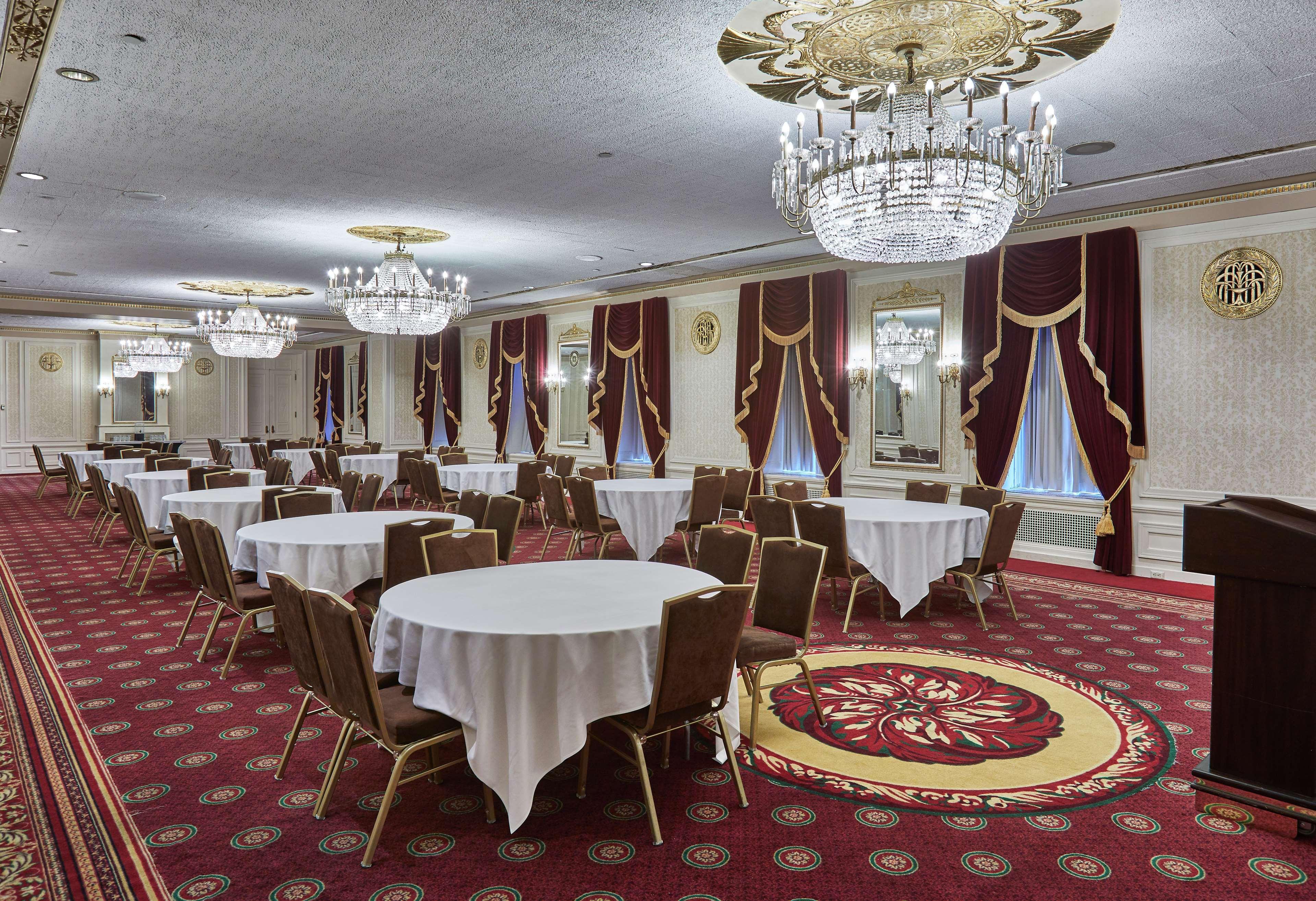 Готель Hilton Мілвокі Екстер'єр фото