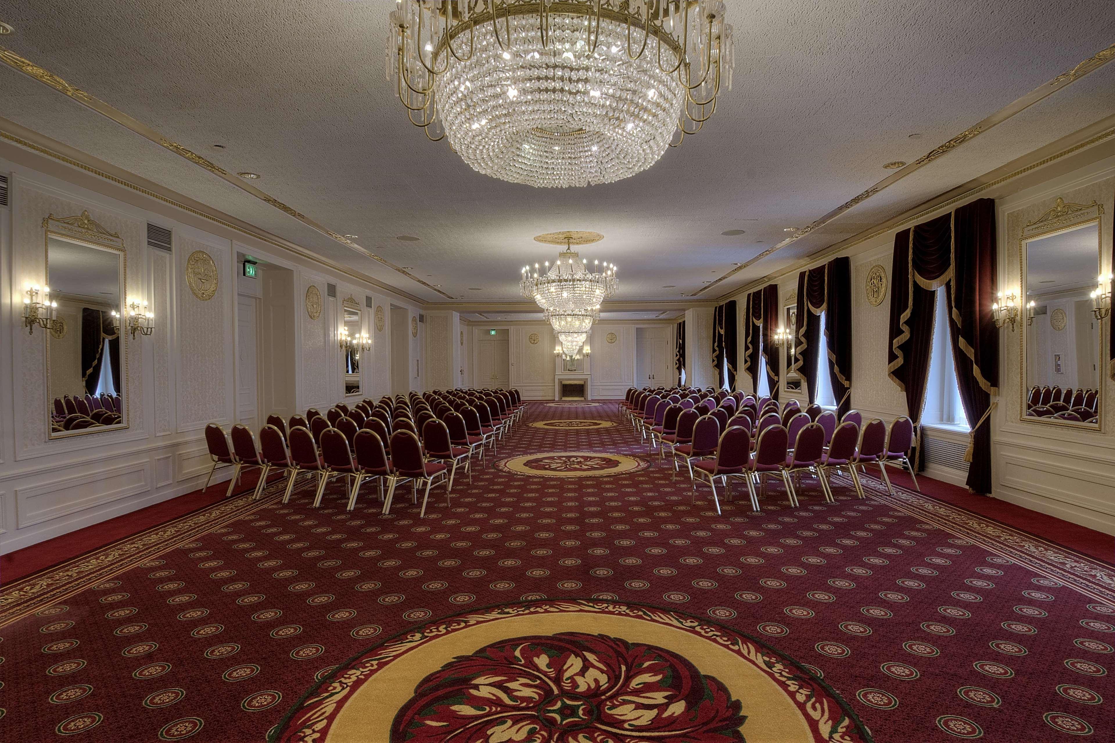 Готель Hilton Мілвокі Екстер'єр фото