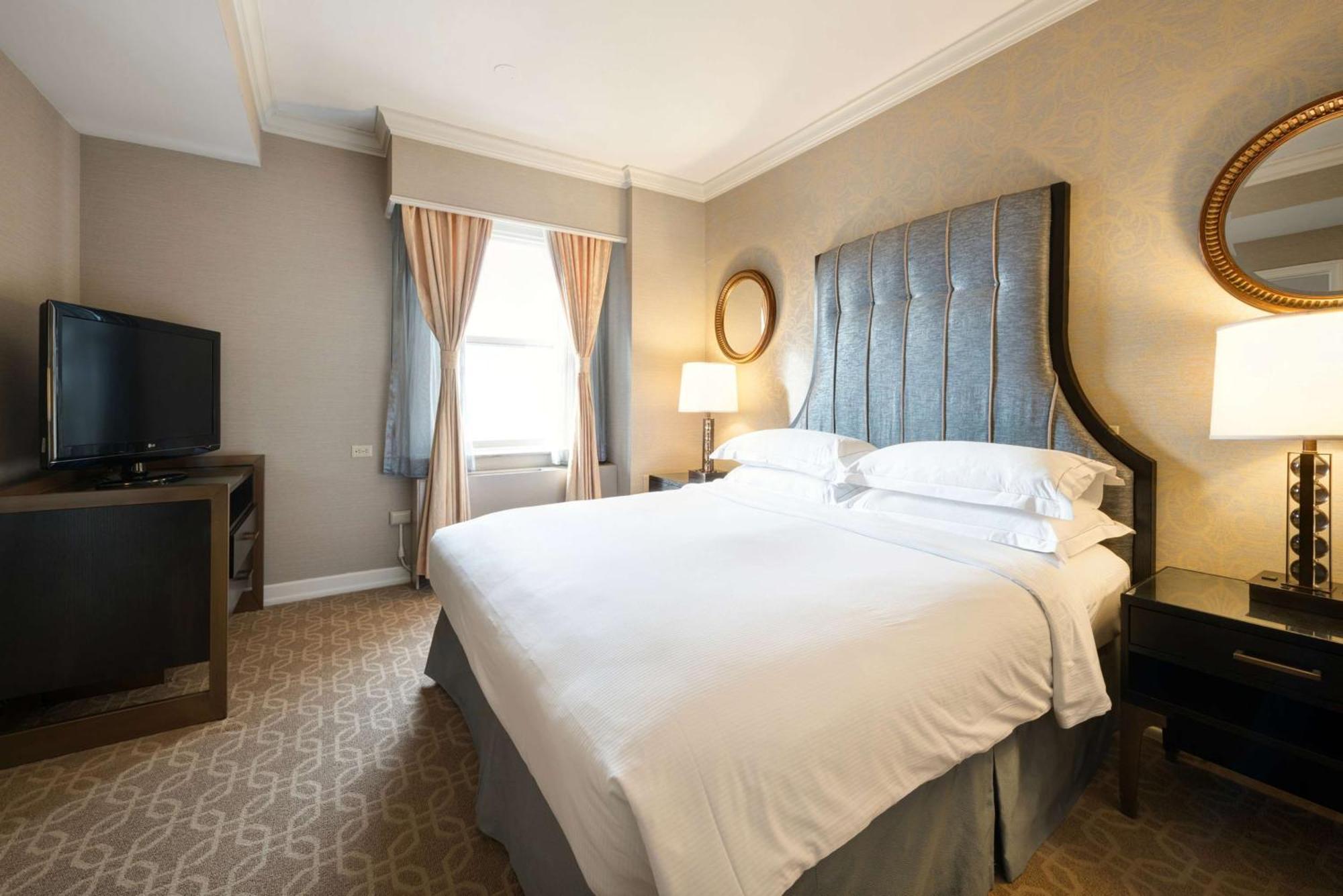 Готель Hilton Мілвокі Екстер'єр фото